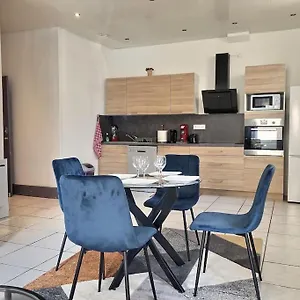 https://appartement-lgant-et-confortable-cot-gare.hotels-rhonealpes.com